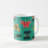 Tasse verte de papillons géométriques (Devant droit)