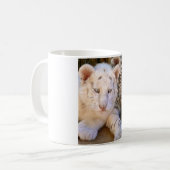 Tasses blanches de tigre de bébé (Devant gauche)