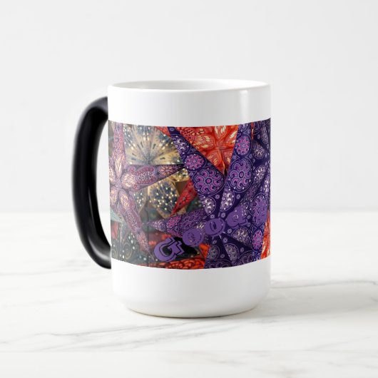 Tasses de cuisine qui changent de forme (Devant gauche)