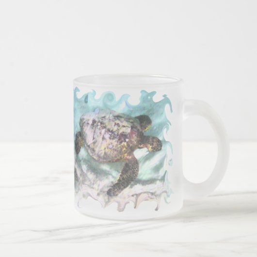 Tasses de tortue de natation (Droit)