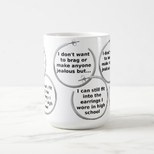 Tasses Les Boucles d'Oreilles Sont Bizarres