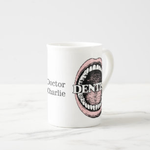 Tasses nommées faites sur commande de dentiste
