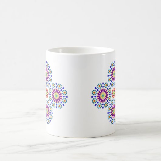 Tasses unique avec un style arabe. (Centre)