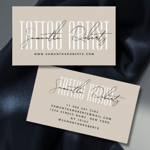 Tatoeëerder moderne typografie script beige visitekaartje