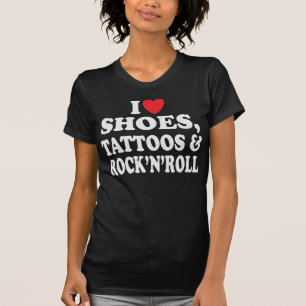 Tatouages de chaussures et T-shirt de