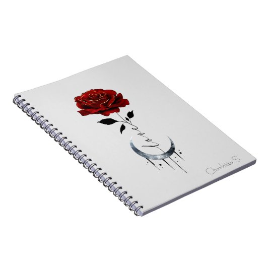 Tattoo-stijl rode roos en halve maan met "liefde" notitieboek (Rechterzijde)