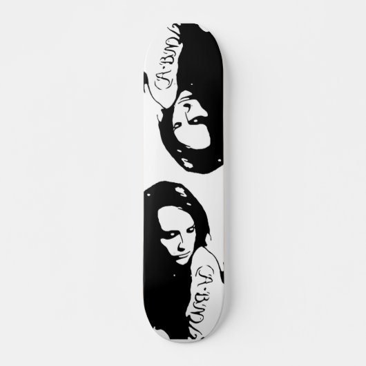 Tattooed Girl Skateboard (Voorkant)