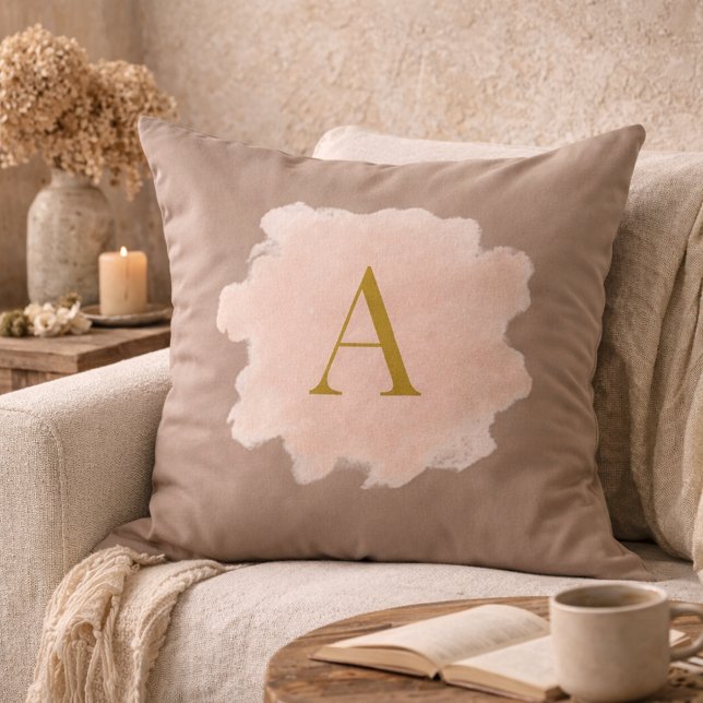 Taupe Blush Monogram Throw Pillow Kussen (Soft taupe tones meet blush watercolor and a gold monogram for refined, feminine home layering.)