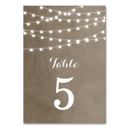 Taupe String Lights Trouwtafel Nummers Kaart (Voorkant)