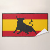 Taureau Silhouette Sur Drapeau Espagnol (Serviette de bain)