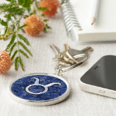 Taurus Sign on Navy Blue Digital Camouflage Sleutelhanger (Zijkant)