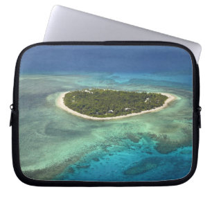 Tavarua-eiland en koraalrif, Mamanuca-eilanden Laptop Sleeve