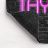 TAYLOR in roze neonverlichting Muismat (Hoek)