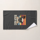 Tchiens de plage Pug Chien Coucher de soleil (Serviette à main)