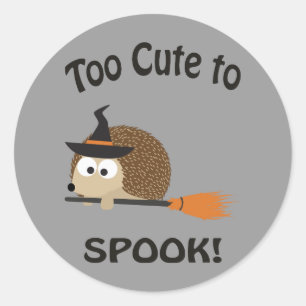 Te gek voor woorden. Egel Witch Ronde Sticker