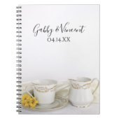 Tea Cup en Yellow Daisies Wedding Guest Book Notitieboek (Voorkant)