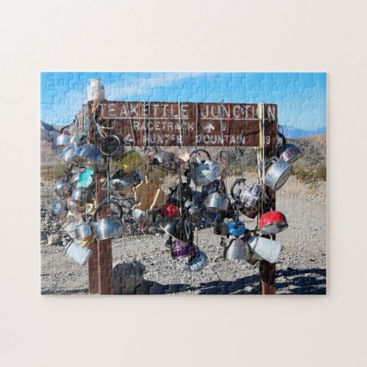 Tea Kettle Junction California. Legpuzzel (Horizontaal)