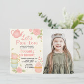 Tea Party Verjaardag Uitnodiging met Bloemen (Staand voorkant)