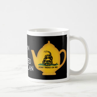 Tea Pot: Geboren in Brewed American op Black Koffiemok
