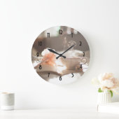 Tea Time met een goed boek Grote Klok (Huis)