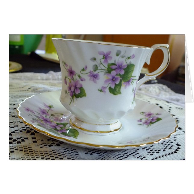 Tea Time - Vintage Violets Tea Cup Card (Devant horizontal)