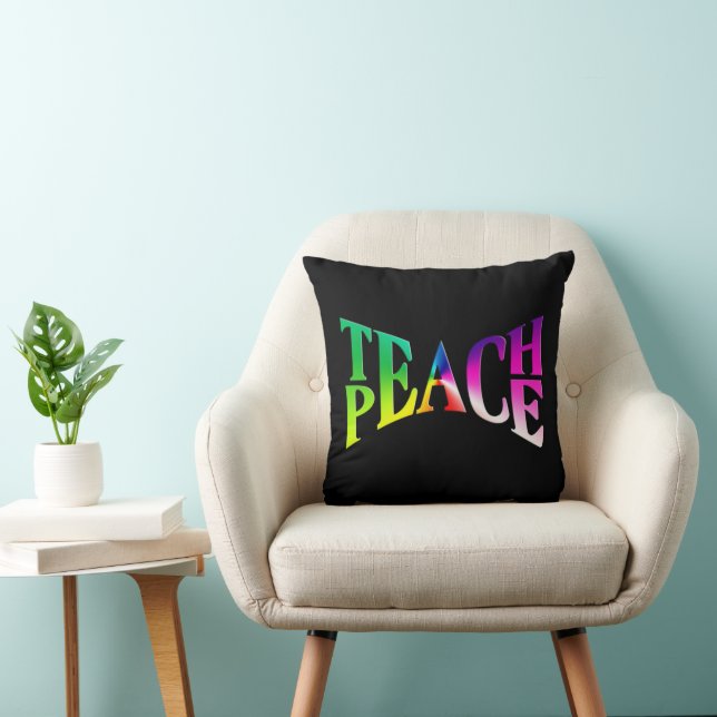 TEACH PEACE Rainbow Graphic op zwart Kussen (Stoel)