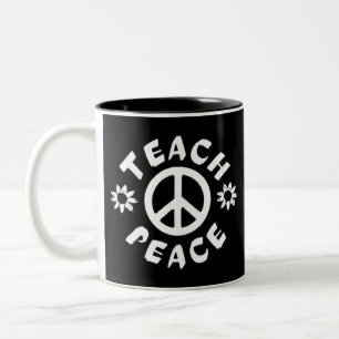 Teach Peace Tweekleurige Koffiemok
