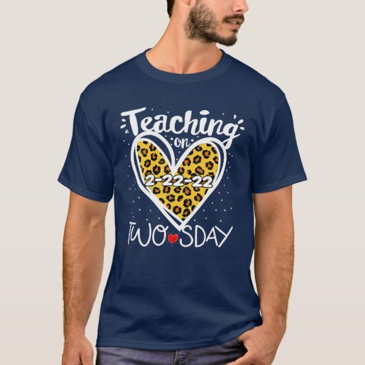 Teaching 2Nd Grade On Twosday 2-22-22 22Nd Februar T-shirt (Voorkant)