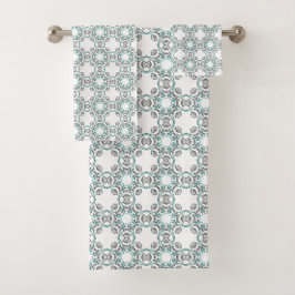 Teal and white geometric patterned  bad handdoek