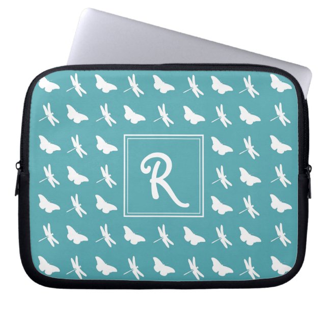 Teal Butterfly and Dragonfly Pattern Monogram Laptop Sleeve (Voorkant)