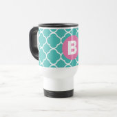 Teal Quatrefoil Pattern Custom Pink Monogram Reisbeker (Voorkant links)