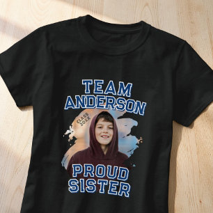 Team [Achternaam] Trots Zuster Afstudeerfoto T-shirt