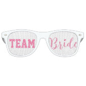 Team Bride Classy Pink Script Retro Zonnebril (Voorkant)