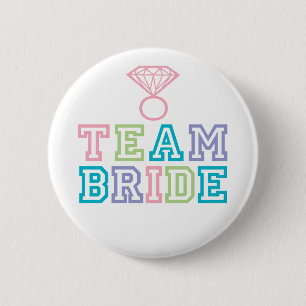 Team Bride met Diamond Ring Ronde Button 5,7 Cm
