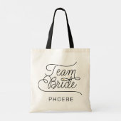Team Bride Modern Script Gold Wedding Name Tote Bag (Achterkant)