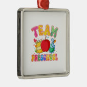 Team Preschool Metalen Ornament (Rechts)