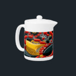 Teapot avec design couleur Allemagne<br><div class="desc">Faites-vous plaisir avec notre théière exclusive aux couleurs nationales de l’Allemagne dans un design moderne de bijoux en imaginaire 3D ! Conçu avec précision, cette théière n'est pas seulement un élément fonctionnel de cuisine, mais aussi un énoncé de style et de fierté culturelle. Les couleurs audacieuses noir, rouge et or...</div>