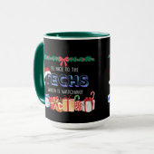 Techs Santa kijkt Mok (Voorkant links)