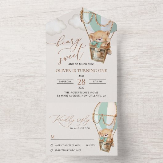 Teddybeer, groene heteluchtballon, eerste verjaard all in one uitnodiging (Binnen)