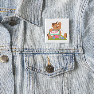 Teddybeer met boog die het lachsignaal vasthoudt vierkante button 5,1 cm