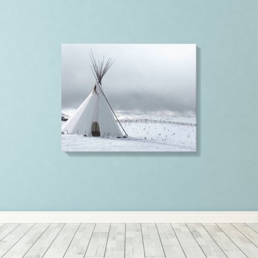 Teepee in Sneeuw Canvas Kunstdruk (Insitu (Houten vloer))