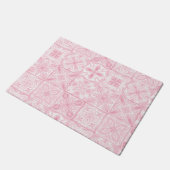 tegels in roze deurmat (Schuin)