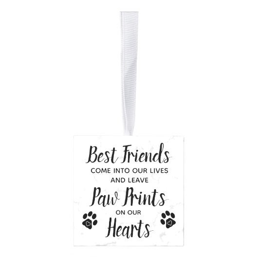 Tekenafdrukken op onze foto van het hoofdartikel kubus ornament (Rechts)