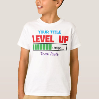 Tekst 'Level Up' met groene laadvoortgang T-shirt