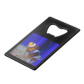 Téléchargez votre ouvre-bouteille de carte de créd (Devant Angle)