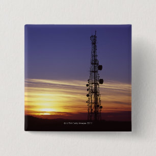 Telecommunicatiemast bij zonsondergang vierkante button 5,1 cm