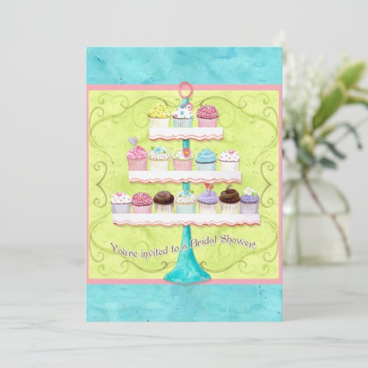 Tellement de gâteaux, invitation à la douche nupti (Debout devant)