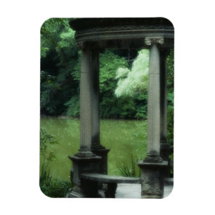 Tempel van de liefde bij de oude Westbury Gardens Magneet