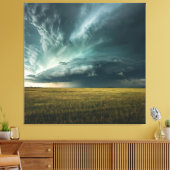 Tempest Over The Plains – De droom van Storm Chase Canvas Afdruk (Insitu (Woonkamer))