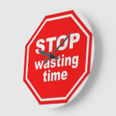 Temps d'arrêt - Horloge murale (Angle)